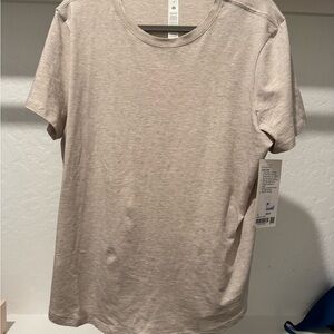 Lululemon women’s love crew neck size 12 in heathered dove gray
